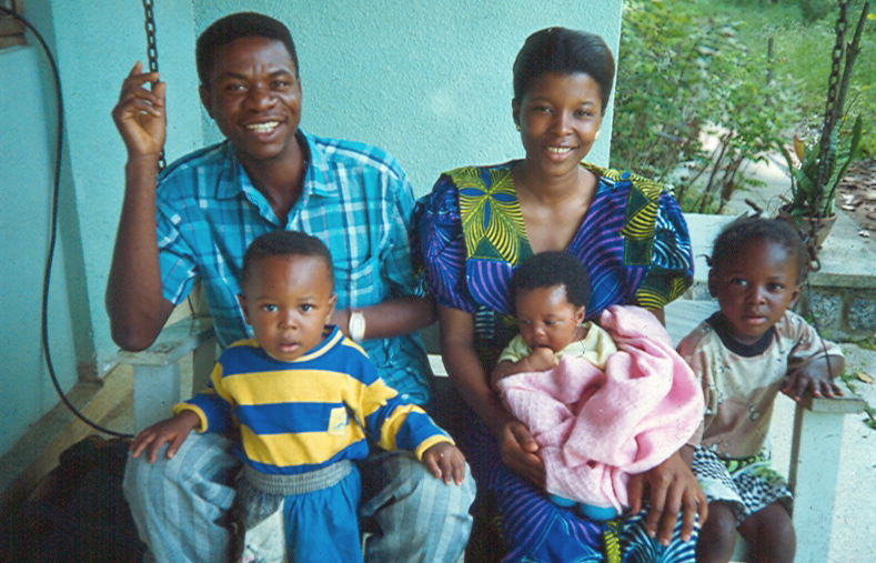 happy faces on a Congolese family
